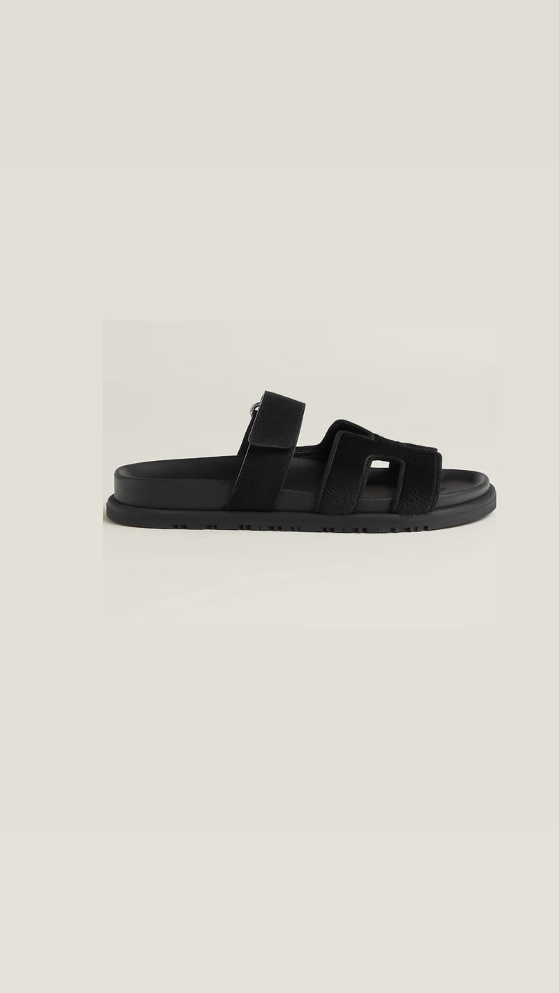 Noir Strap Sandal