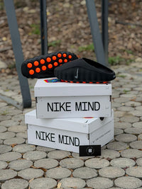 Nike Mind 001 Mule – Black / Red